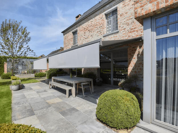 Store lambrequin déroulable